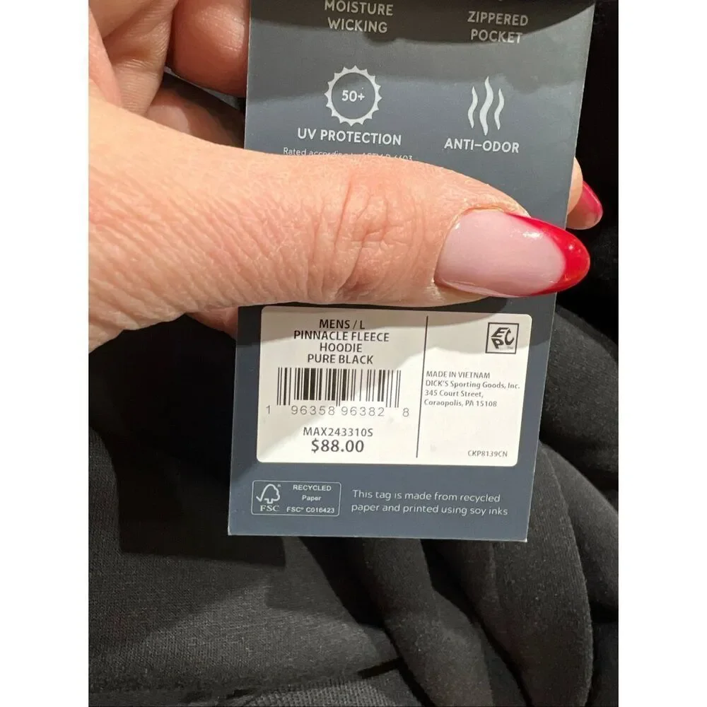 #835. VRST NWT Pure Black Pinnacle Fleece Lined Pull Over Hoodie